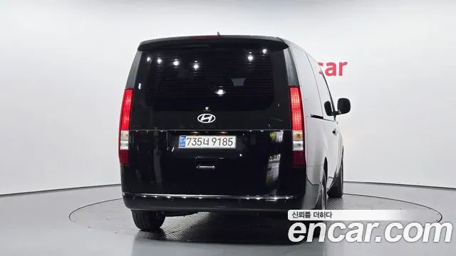 Hyundai Staria New — Фото автомобиля 4