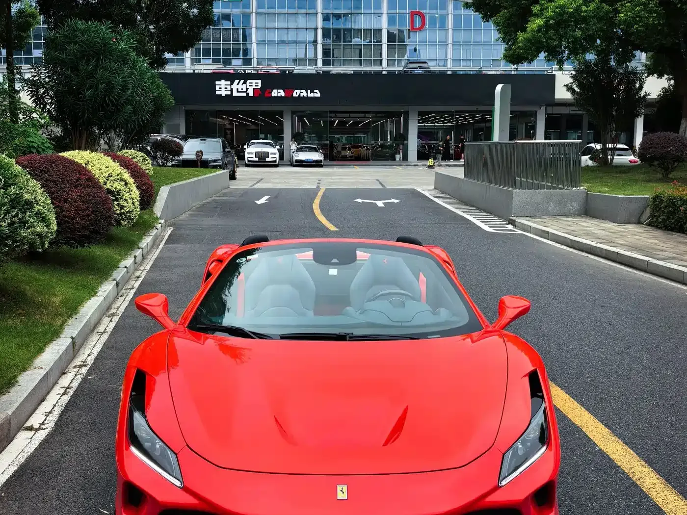 Ferrari Ferrari F8 2020 Spider 3.9T V8 — Фото автомобиля 2