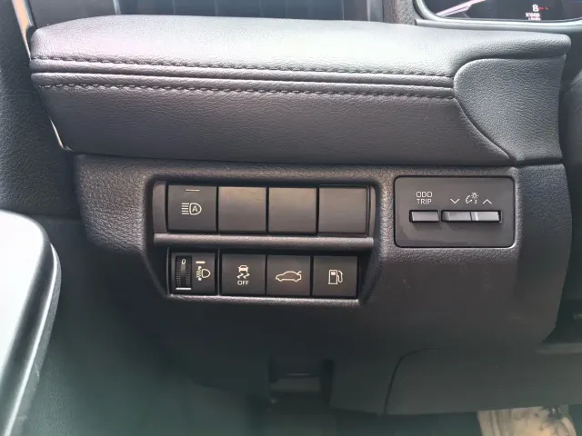 Toyota Avalon — Фото автомобиля 9