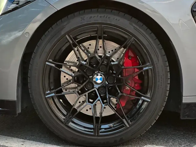 BMW M4 — Фото автомобиля 8
