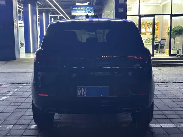 Land Rover Range Rover Sport — Фото автомобиля 5