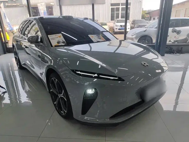 Nio ET5 Touring — Фото автомобиля 3