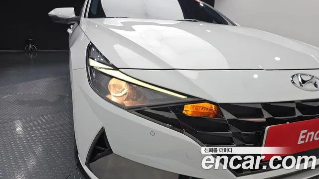 Hyundai AVANTE Modern — Фото автомобиля 22