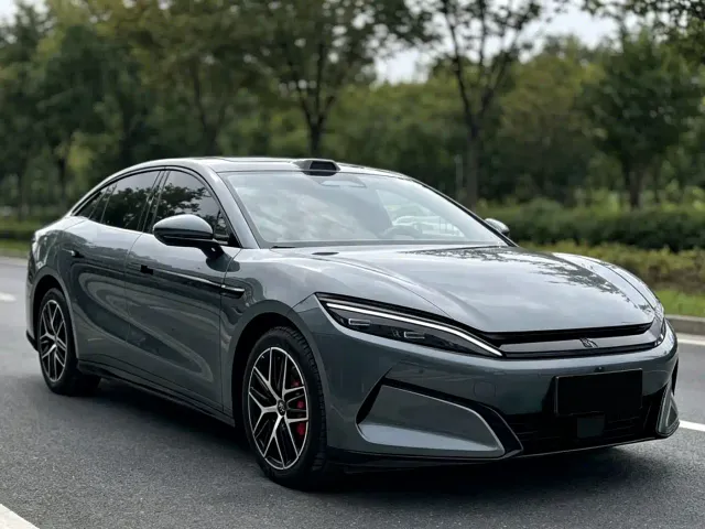 BYD Han L — Фото автомобиля 3