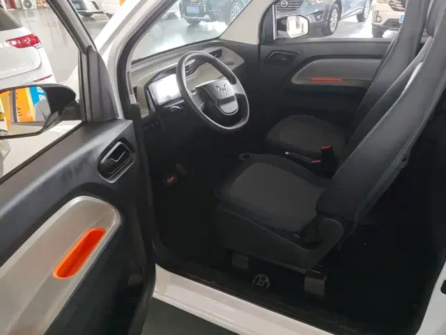 Wuling Hongguang Mini EV — Фото автомобиля 15