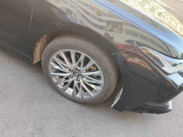 Toyota Avalon — Фото автомобиля 6