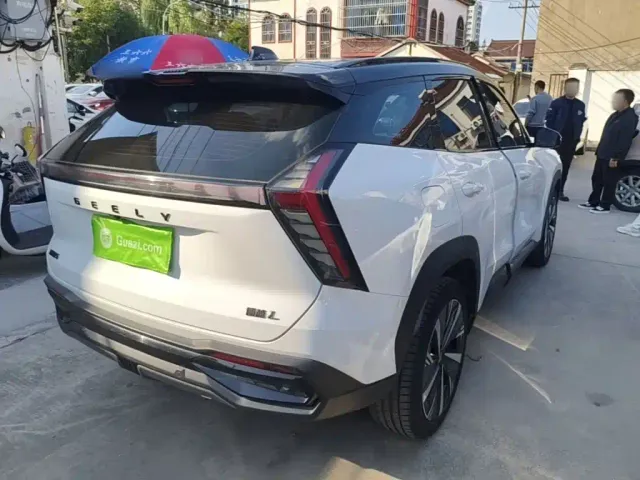 Geely Boyue L — Фото автомобиля 6