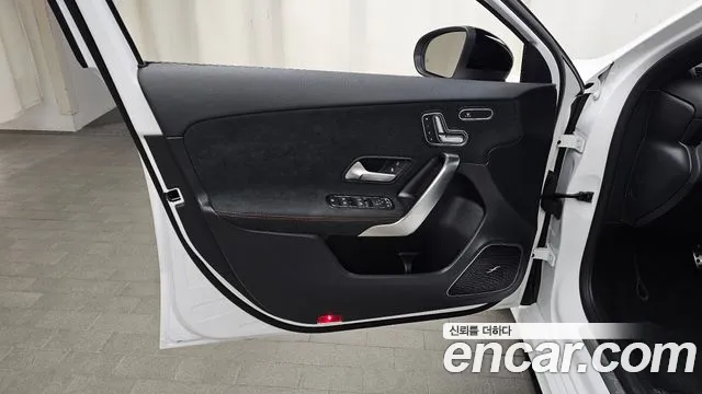 Mercedes-Benz A-Class W177 — Фото автомобиля 13