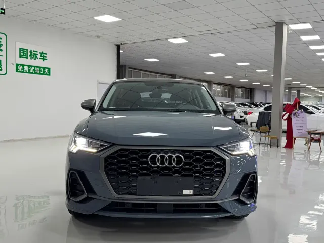 Audi Q3 Sportback — Фото автомобиля 2