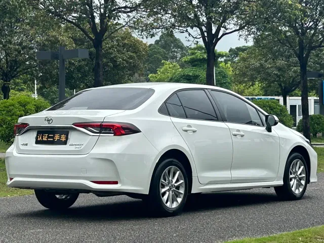 Toyota Corolla — Фото автомобиля 5