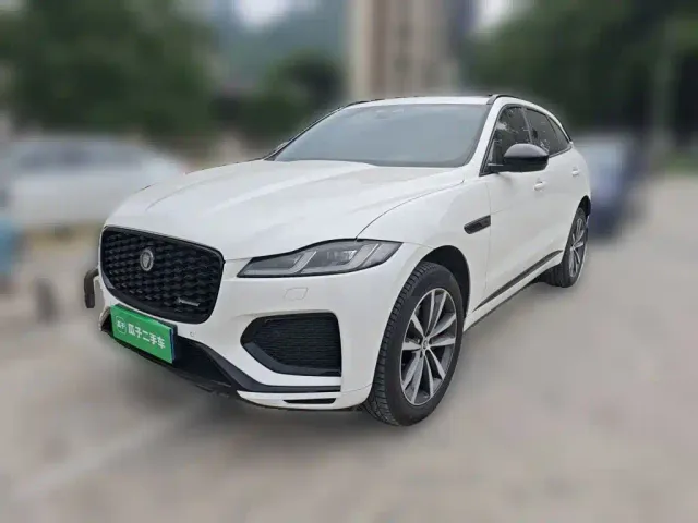 Фотография автомобиля — Jaguar F-Pace