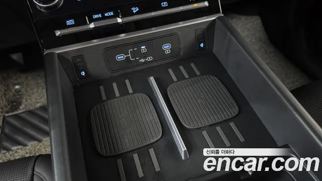 Hyundai Santa Fe — Фото автомобиля 24