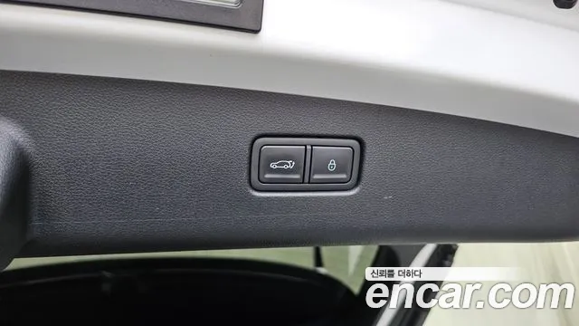 Genesis GV70 2.5T Бензин 2WD — Фото автомобиля 26