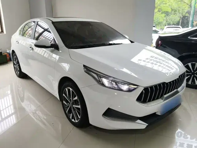 Kia K3 — Фото автомобиля 3