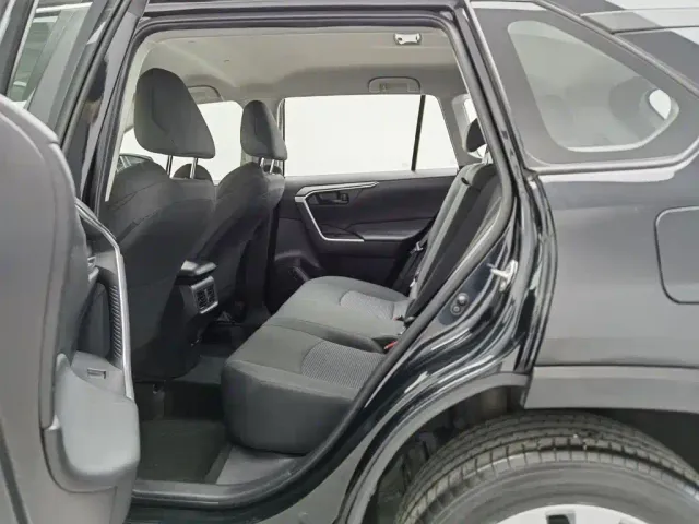 Toyota Wildlander — Фото автомобиля 15