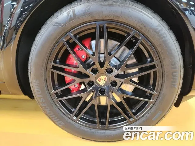 Porsche Cayenne PO536 — Фото автомобиля 4