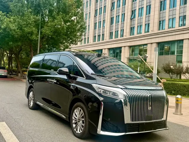 Wey Alpine — Фото автомобиля 3