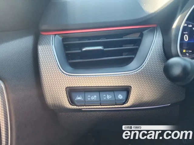 Renault Korea XM3 — Фото автомобиля 12