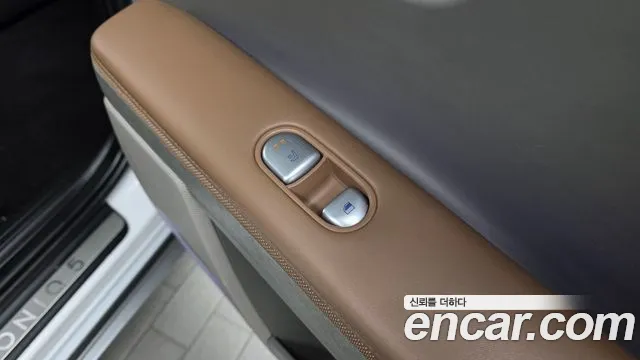 Hyundai Ioniq 5 — Фото автомобиля 18