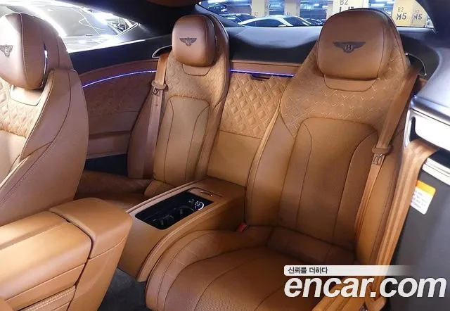 Bentley Continental — Фото автомобиля 15