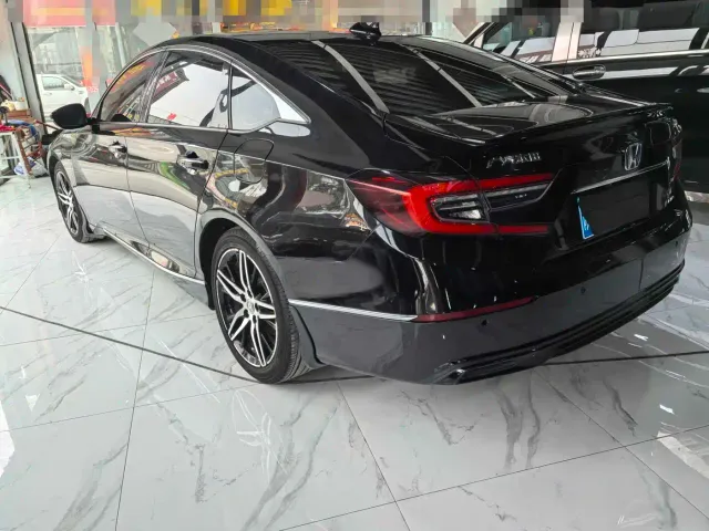 Honda Accord — Фото автомобиля 4