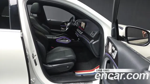 Mercedes-Benz GLE-Class — Фото автомобиля 11