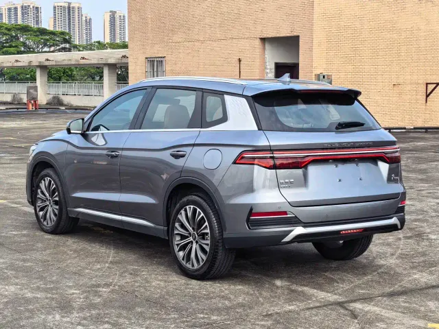 BYD Song Pro — Фото автомобиля 4
