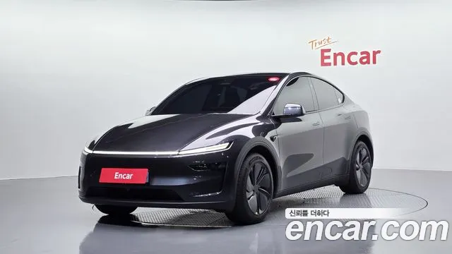 Фотография автомобиля — Tesla Model Y