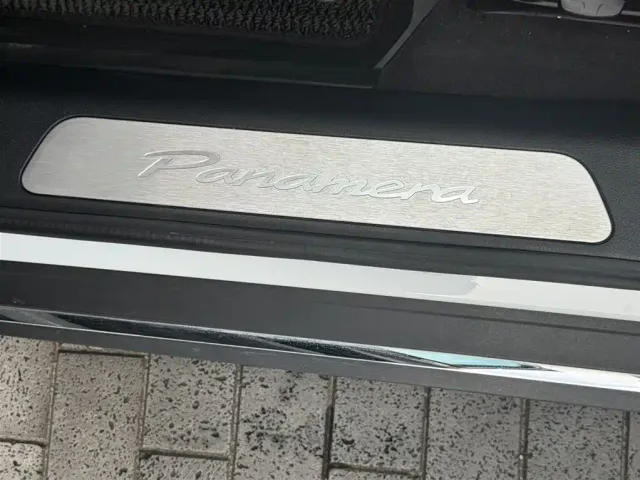 Porsche Panamera — Фото автомобиля 15
