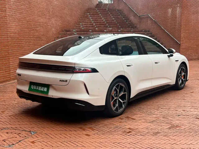 Changan Qiyuan A06 — Фото автомобиля 8