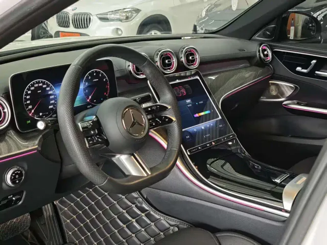 Mercedes-Benz C-Class — Фото автомобиля 9
