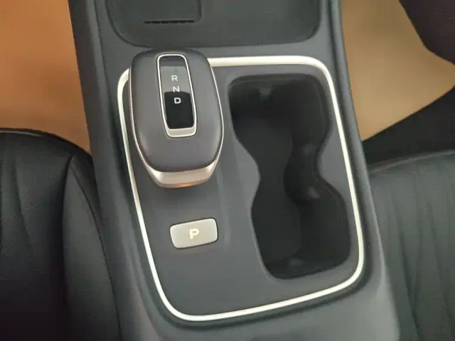 Changan Eado — Фото автомобиля 7