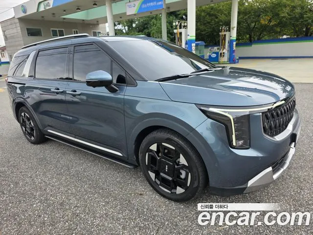 Kia Canival — Фото автомобиля 3