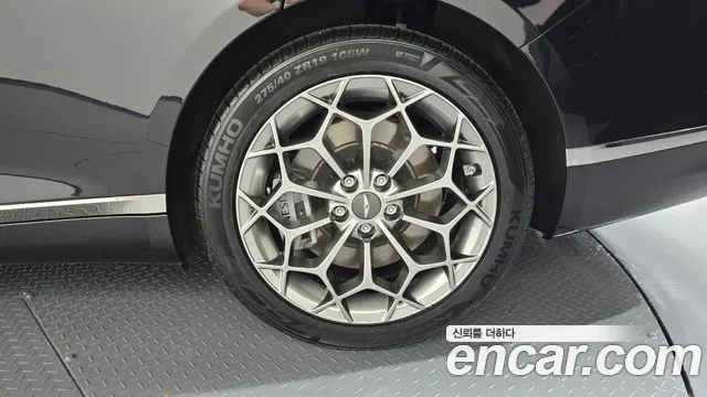 Genesis G80 RG3 — Фото автомобиля 5