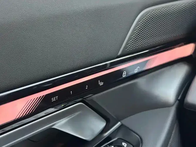 BMW 5 Series — Фото автомобиля 10