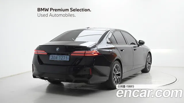 BMW i5 G60 — Фото автомобиля 2