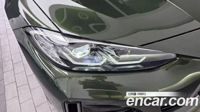 BMW i4 — Фото автомобиля 20