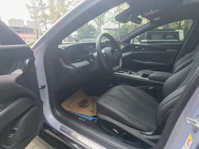 BYD Seal — Фото автомобиля 4