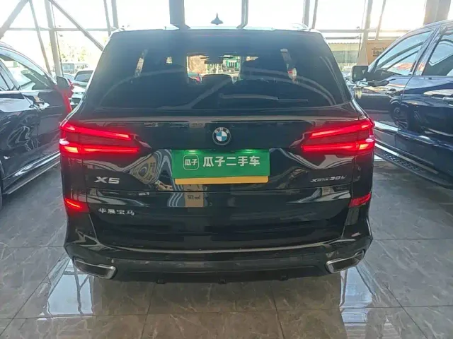 BMW X5 — Фото автомобиля 5
