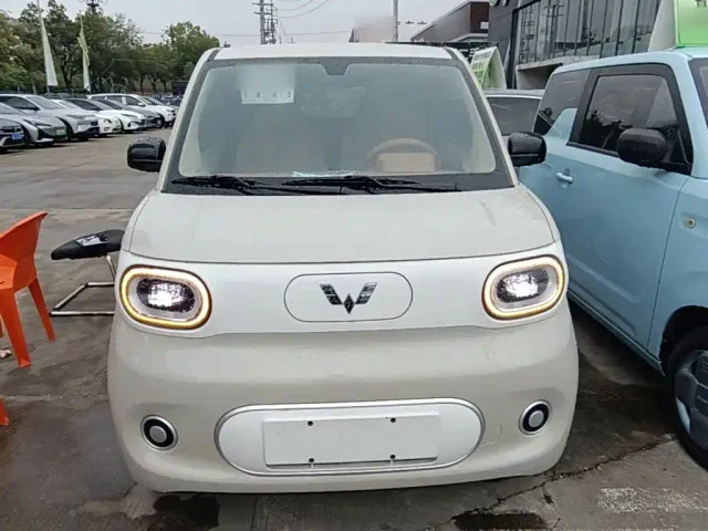 Wuling Hongguang Mini EV — Фото автомобиля 2