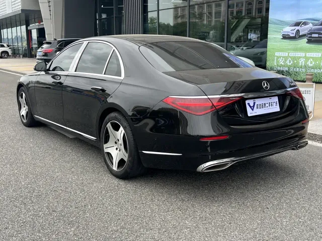 Mercedes-Benz S-Class — Фото автомобиля 8