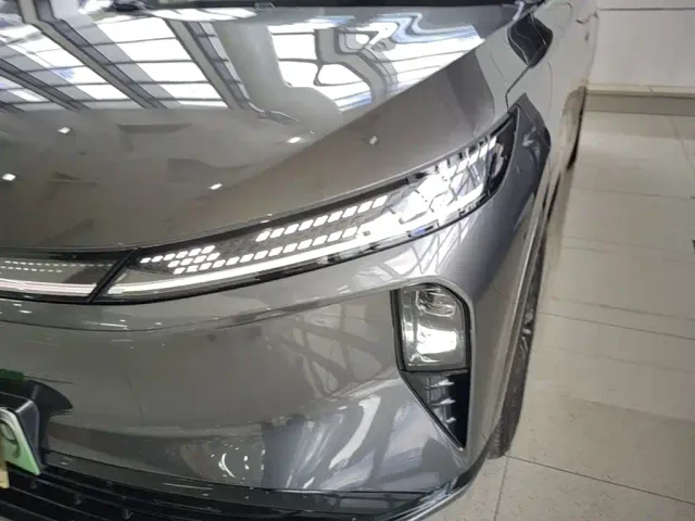 Dongfeng Aeolus L8 — Фото автомобиля 23