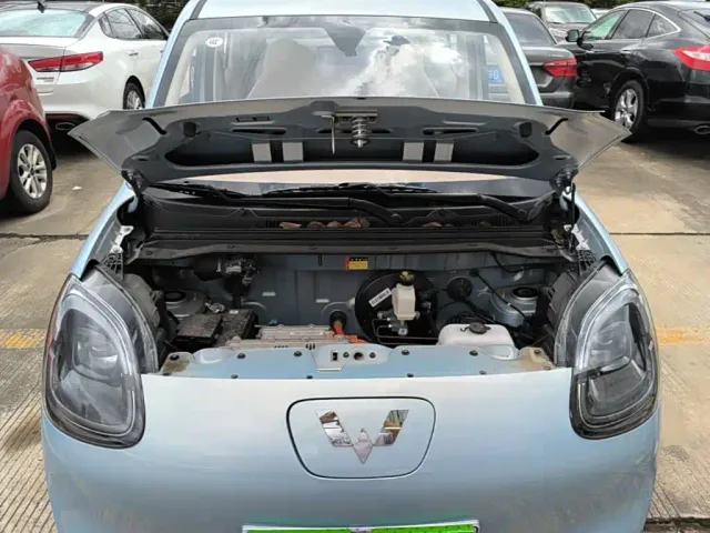 Wuling Hongguang Mini EV — Фото автомобиля 19