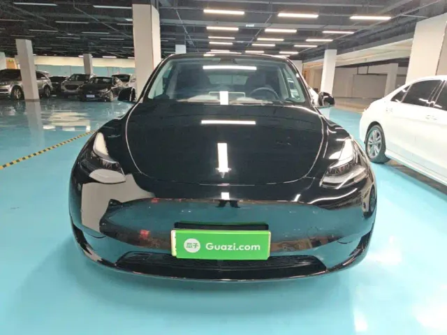 Tesla Model Y 2023 Rear-Wheel Drive Edition — Фото автомобиля 2