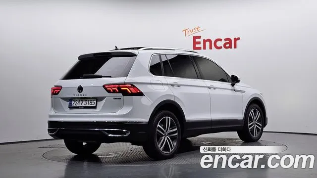 Volkswagen Tiguan Tiguan 2 поколение 2.0 TDI 4Motion Prestige — Фото автомобиля 2