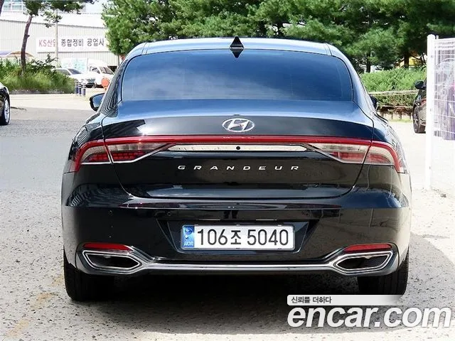 Hyundai Grandeur Grandeur (New) — Фото автомобиля 4
