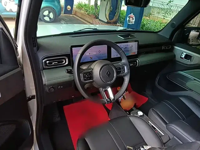 Baojun Yep — Фото автомобиля 10