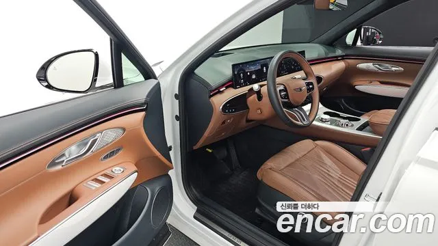 Genesis GV70 2.5T Бензин AWD — Фото автомобиля 3