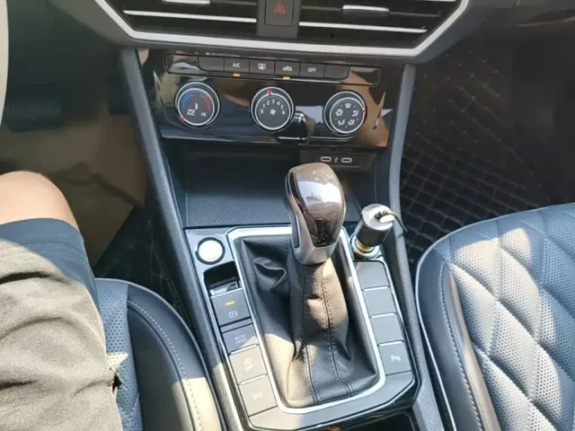Volkswagen Sagitar — Фото автомобиля 13