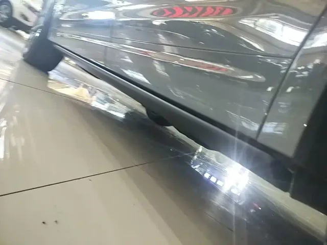Li Auto L7 — Фото автомобиля 21